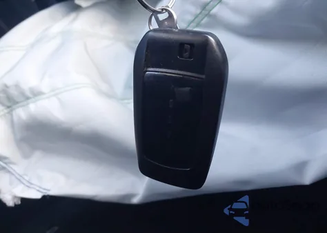 2025 Toyota Camry Se z USA, uszkodzony, nr VIN 4T1DAACK0SU568578